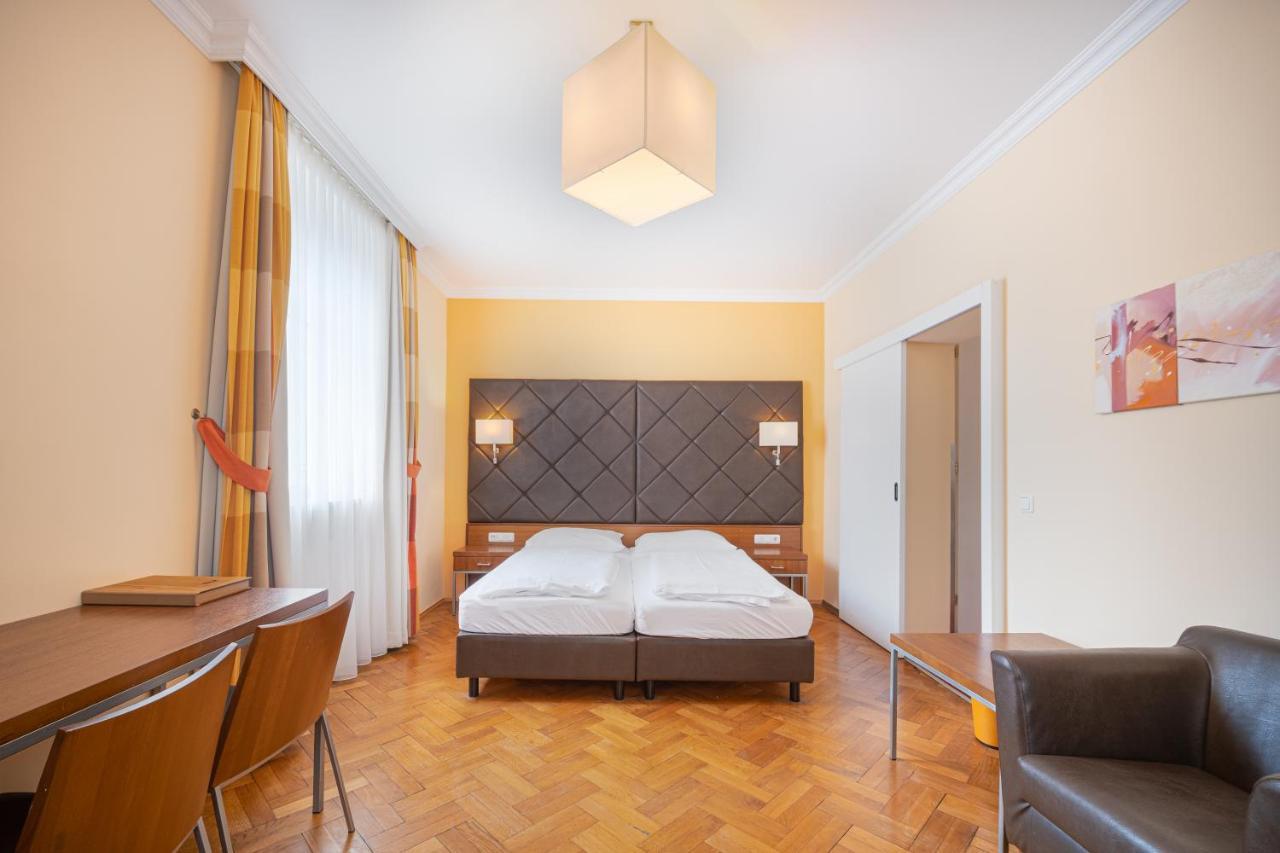 Villa Ceconi By Das Gruene Hotel Zur Post - 100% Bio Salzburg Bagian luar foto